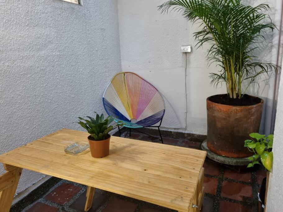 El Jardin De Manila Lejlighed Medellín Eksteriør billede